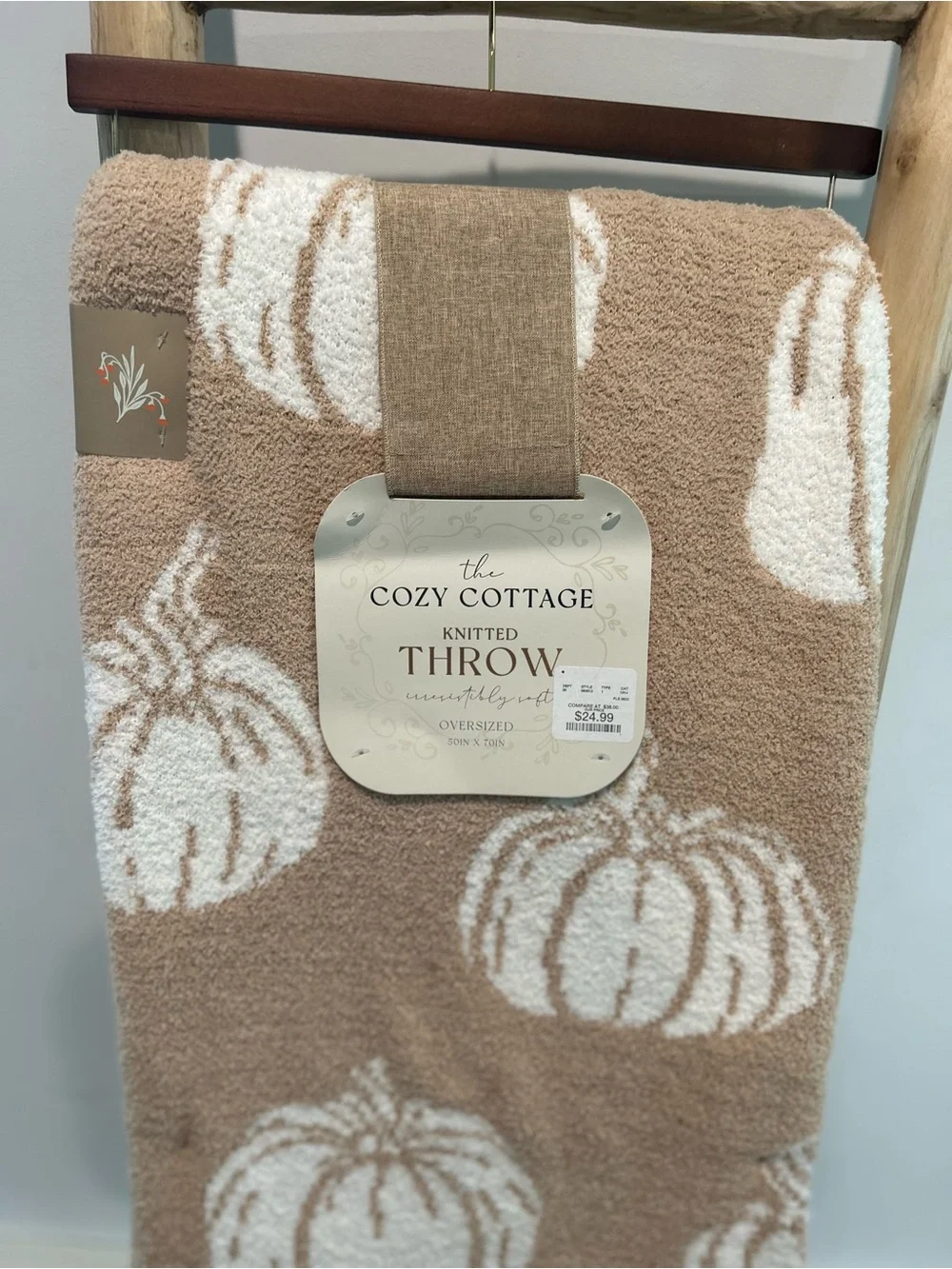 NWT The Cozy Cottage Pumpkin Oversized Knitted Throw Blanket Tan 50x70